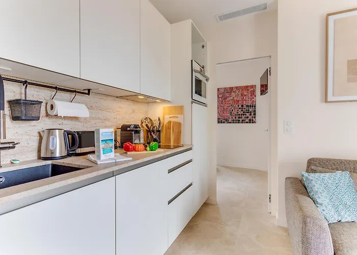 アパート Coco Ap4476 By Riviera Homes